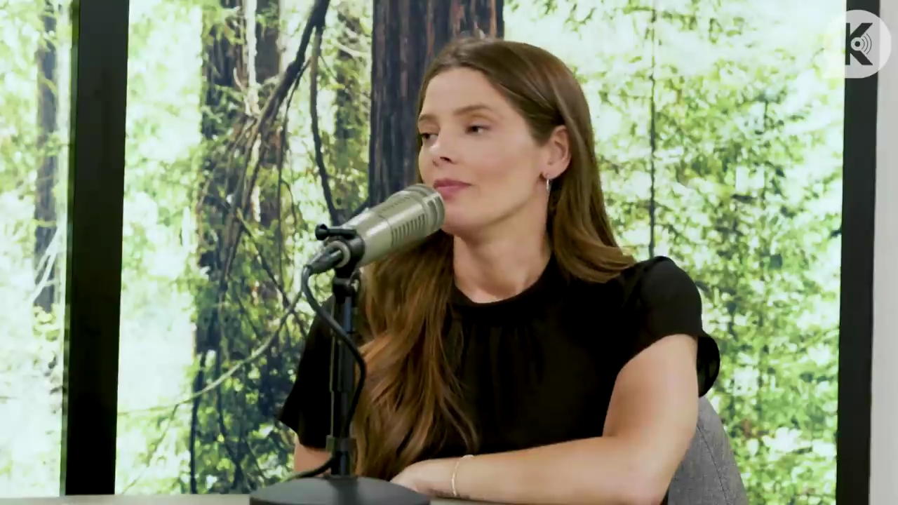 Ashley-Greene-dot-nl_TheTwilightEffect-BreakingDawnPart2-RewatchPart3of3-1762.jpg Ashley-Greene-dot-nl_TheTwilightEffect-BreakingDawnPart2-RewatchPart3of3-1762.jpg