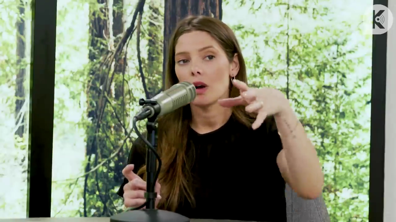 Ashley-Greene-dot-nl_TheTwilightEffect-BreakingDawnPart2-RewatchPart3of3-1781.jpg Ashley-Greene-dot-nl_TheTwilightEffect-BreakingDawnPart2-RewatchPart3of3-1781.jpg