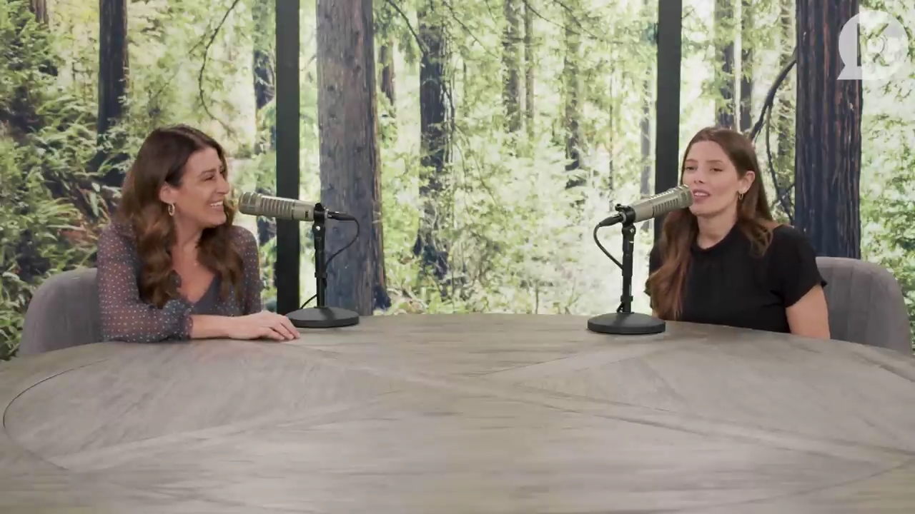 Ashley-Greene-dot-nl_TheTwilightEffect-BreakingDawnPart2-RewatchPart3of3-1800.jpg