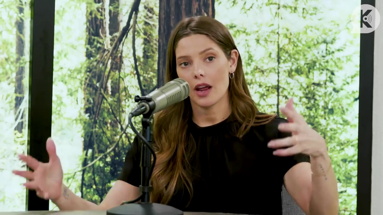 Ashley-Greene-dot-nl_TheTwilightEffect-BreakingDawnPart2-RewatchPart3of3-1823.jpg Ashley-Greene-dot-nl_TheTwilightEffect-BreakingDawnPart2-RewatchPart3of3-1823.jpg