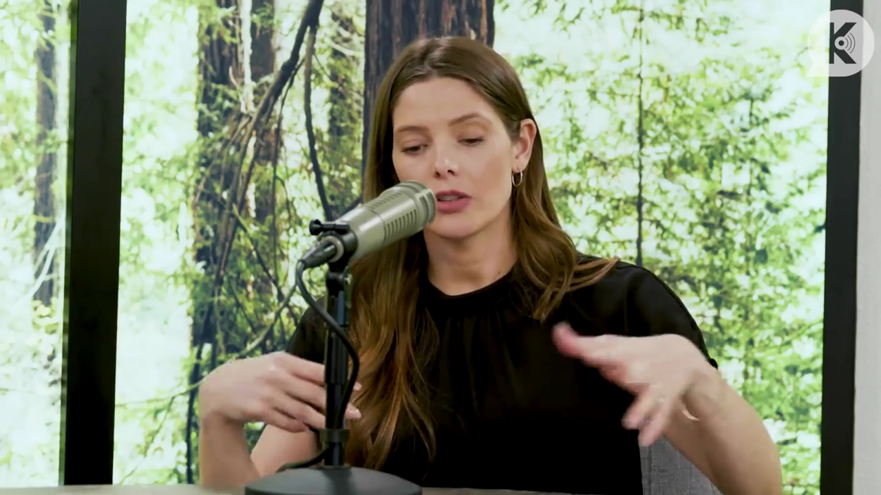 Ashley-Greene-dot-nl_TheTwilightEffect-BreakingDawnPart2-RewatchPart3of3-1824.jpg Ashley-Greene-dot-nl_TheTwilightEffect-BreakingDawnPart2-RewatchPart3of3-1824.jpg