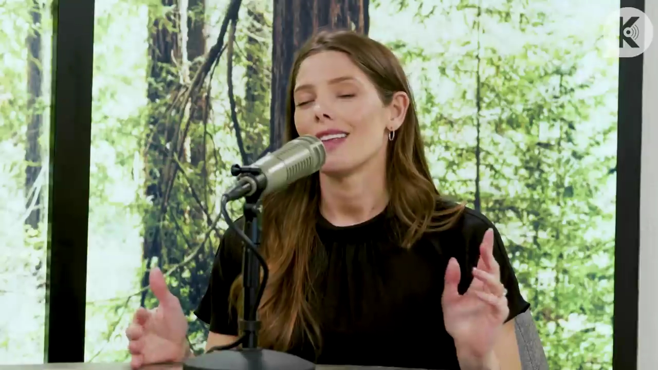 Ashley-Greene-dot-nl_TheTwilightEffect-BreakingDawnPart2-RewatchPart3of3-1828.jpg Ashley-Greene-dot-nl_TheTwilightEffect-BreakingDawnPart2-RewatchPart3of3-1828.jpg