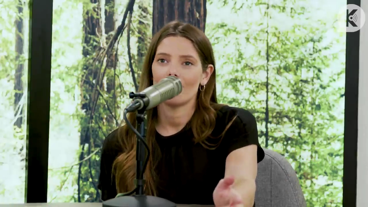 Ashley-Greene-dot-nl_TheTwilightEffect-BreakingDawnPart2-RewatchPart3of3-1838.jpg Ashley-Greene-dot-nl_TheTwilightEffect-BreakingDawnPart2-RewatchPart3of3-1838.jpg