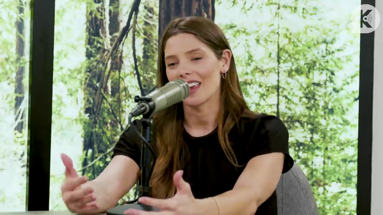 Ashley-Greene-dot-nl_TheTwilightEffect-BreakingDawnPart2-RewatchPart3of3-1885.jpg Ashley-Greene-dot-nl_TheTwilightEffect-BreakingDawnPart2-RewatchPart3of3-1885.jpg