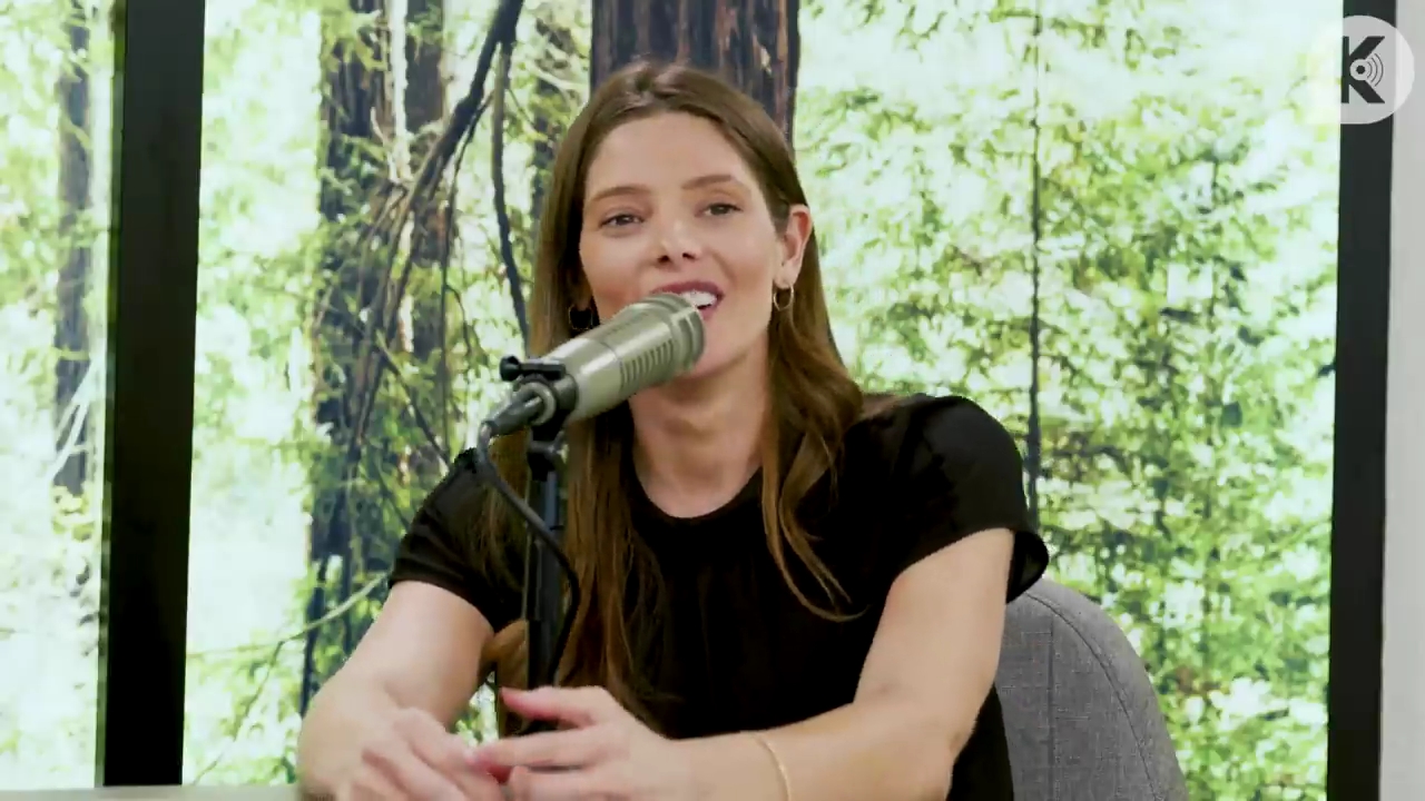 Ashley-Greene-dot-nl_TheTwilightEffect-BreakingDawnPart2-RewatchPart3of3-1892.jpg Ashley-Greene-dot-nl_TheTwilightEffect-BreakingDawnPart2-RewatchPart3of3-1892.jpg