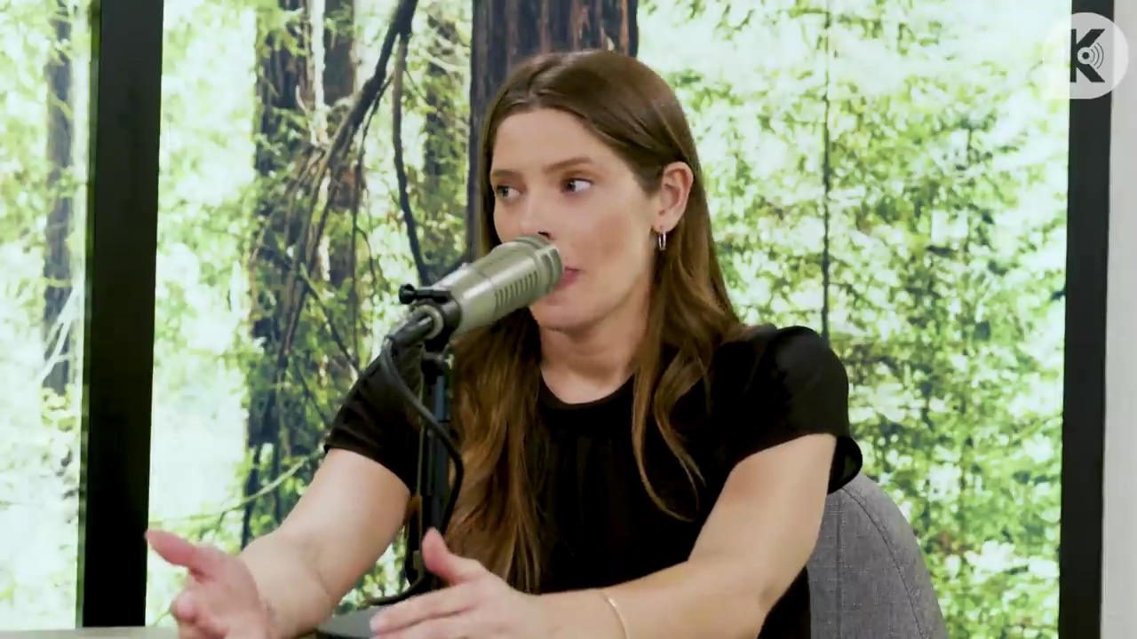 Ashley-Greene-dot-nl_TheTwilightEffect-BreakingDawnPart2-RewatchPart3of3-1920.jpg Ashley-Greene-dot-nl_TheTwilightEffect-BreakingDawnPart2-RewatchPart3of3-1920.jpg