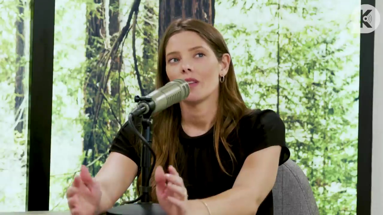 Ashley-Greene-dot-nl_TheTwilightEffect-BreakingDawnPart2-RewatchPart3of3-1926.jpg Ashley-Greene-dot-nl_TheTwilightEffect-BreakingDawnPart2-RewatchPart3of3-1926.jpg