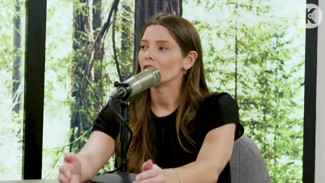 Ashley-Greene-dot-nl_TheTwilightEffect-BreakingDawnPart2-RewatchPart3of3-1944.jpg Ashley-Greene-dot-nl_TheTwilightEffect-BreakingDawnPart2-RewatchPart3of3-1944.jpg