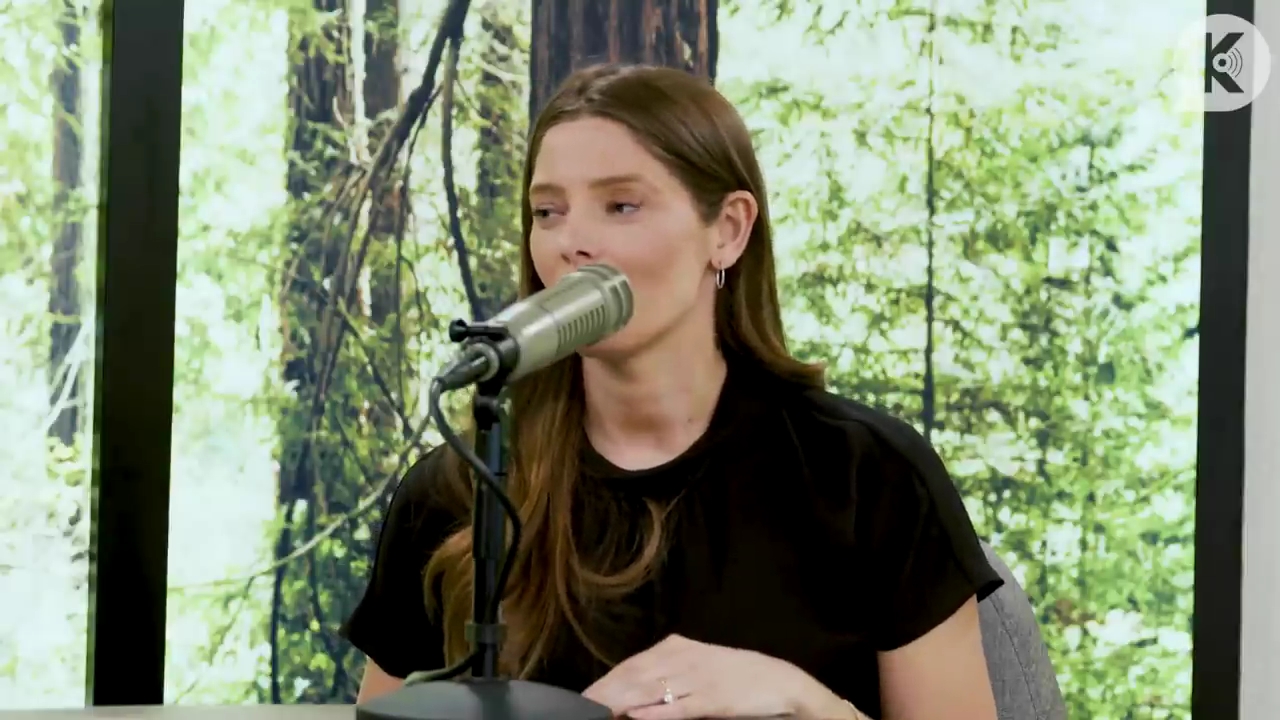 Ashley-Greene-dot-nl_TheTwilightEffect-BreakingDawnPart2-RewatchPart3of3-1978.jpg Ashley-Greene-dot-nl_TheTwilightEffect-BreakingDawnPart2-RewatchPart3of3-1978.jpg