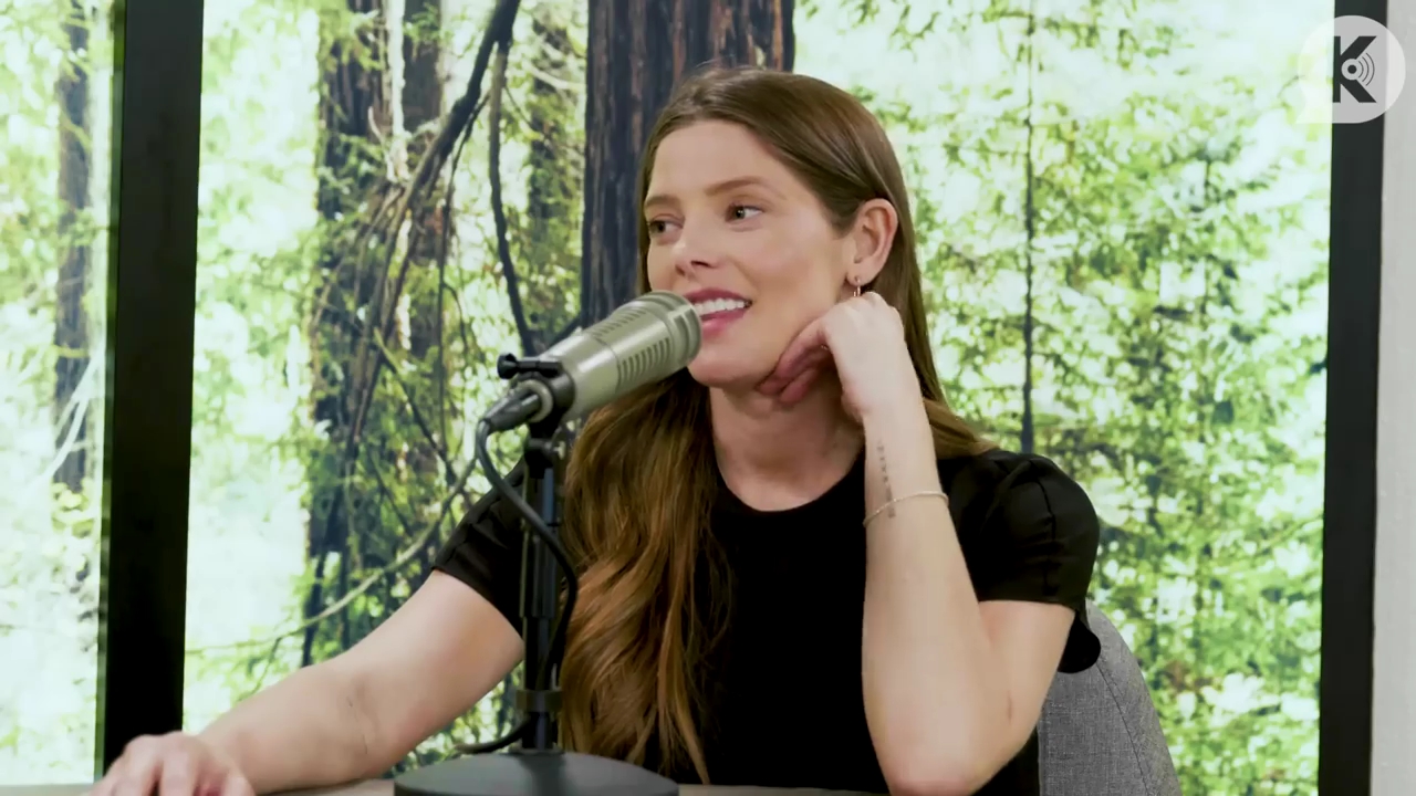 Ashley-Greene-dot-nl_TheTwilightEffect-BreakingDawnPart2-RewatchPart3of3-2038.jpg Ashley-Greene-dot-nl_TheTwilightEffect-BreakingDawnPart2-RewatchPart3of3-2038.jpg