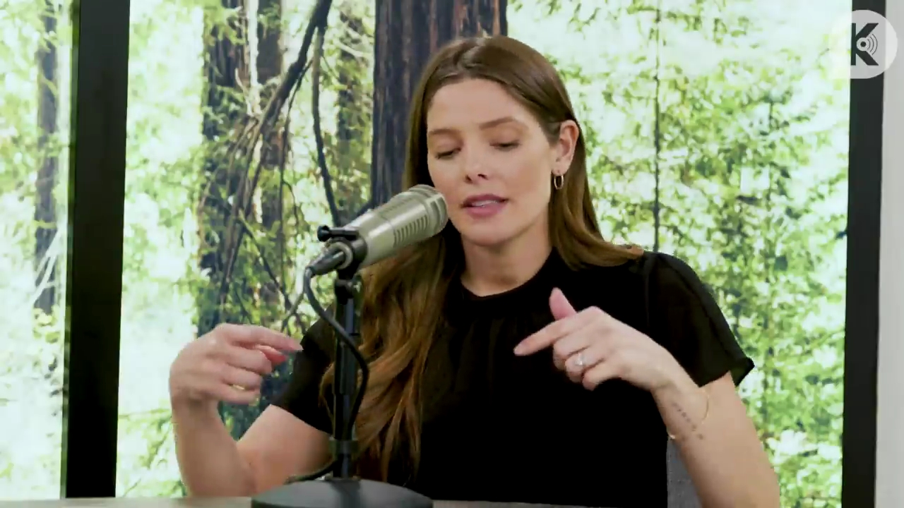 Ashley-Greene-dot-nl_TheTwilightEffect-BreakingDawnPart2-RewatchPart3of3-2140.jpg Ashley-Greene-dot-nl_TheTwilightEffect-BreakingDawnPart2-RewatchPart3of3-2140.jpg