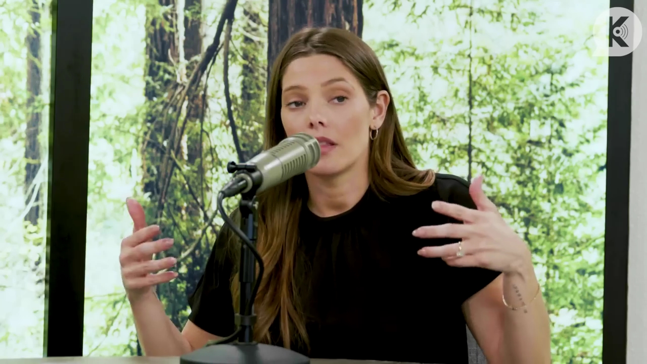 Ashley-Greene-dot-nl_TheTwilightEffect-BreakingDawnPart2-RewatchPart3of3-2163.jpg Ashley-Greene-dot-nl_TheTwilightEffect-BreakingDawnPart2-RewatchPart3of3-2163.jpg