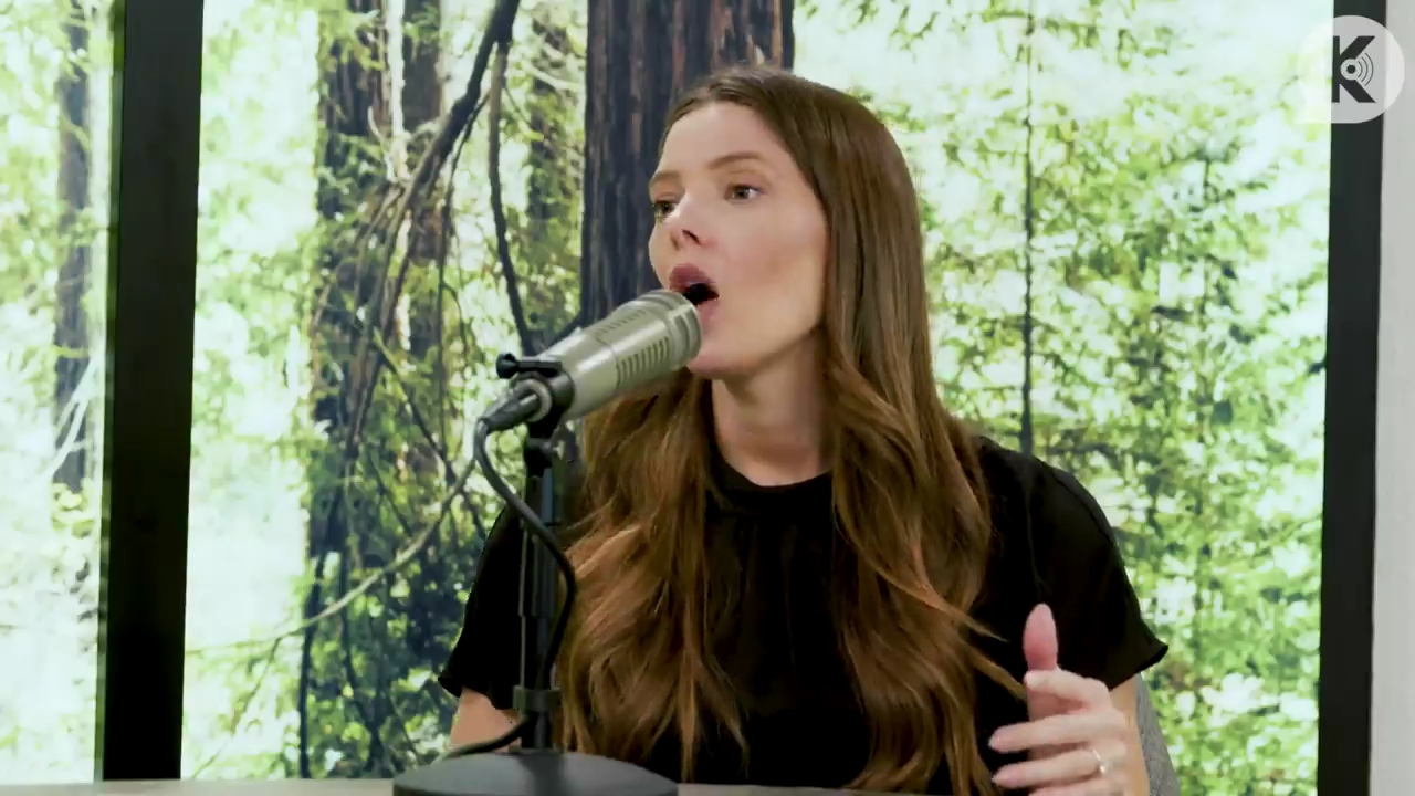 Ashley-Greene-dot-nl_TheTwilightEffect-BreakingDawnPart2-RewatchPart3of3-2613.jpg Ashley-Greene-dot-nl_TheTwilightEffect-BreakingDawnPart2-RewatchPart3of3-2613.jpg