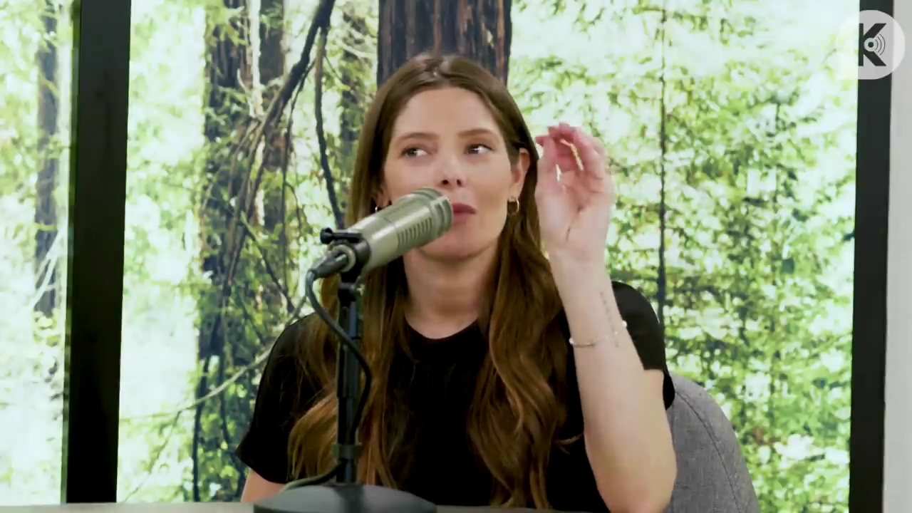 Ashley-Greene-dot-nl_TheTwilightEffect-BreakingDawnPart2-RewatchPart3of3-2678.jpg Ashley-Greene-dot-nl_TheTwilightEffect-BreakingDawnPart2-RewatchPart3of3-2678.jpg