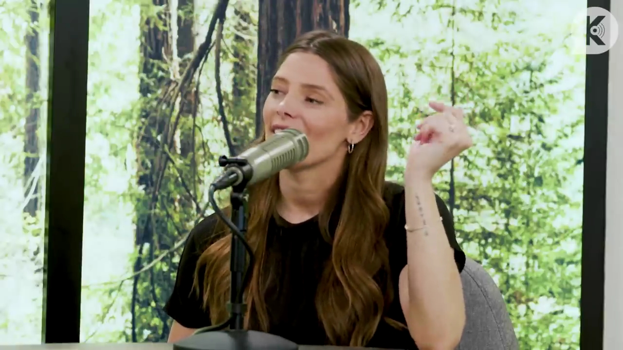 Ashley-Greene-dot-nl_TheTwilightEffect-BreakingDawnPart2-RewatchPart3of3-2683.jpg