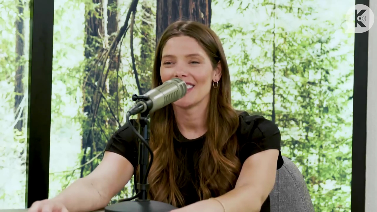 Ashley-Greene-dot-nl_TheTwilightEffect-BreakingDawnPart2-RewatchPart3of3-2808.jpg Ashley-Greene-dot-nl_TheTwilightEffect-BreakingDawnPart2-RewatchPart3of3-2808.jpg