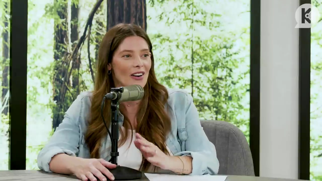 Ashley-Greene-dot-nl_TheTwilightEffect-BreakingDawnPart2-RewatchPart3of3-3009.jpg