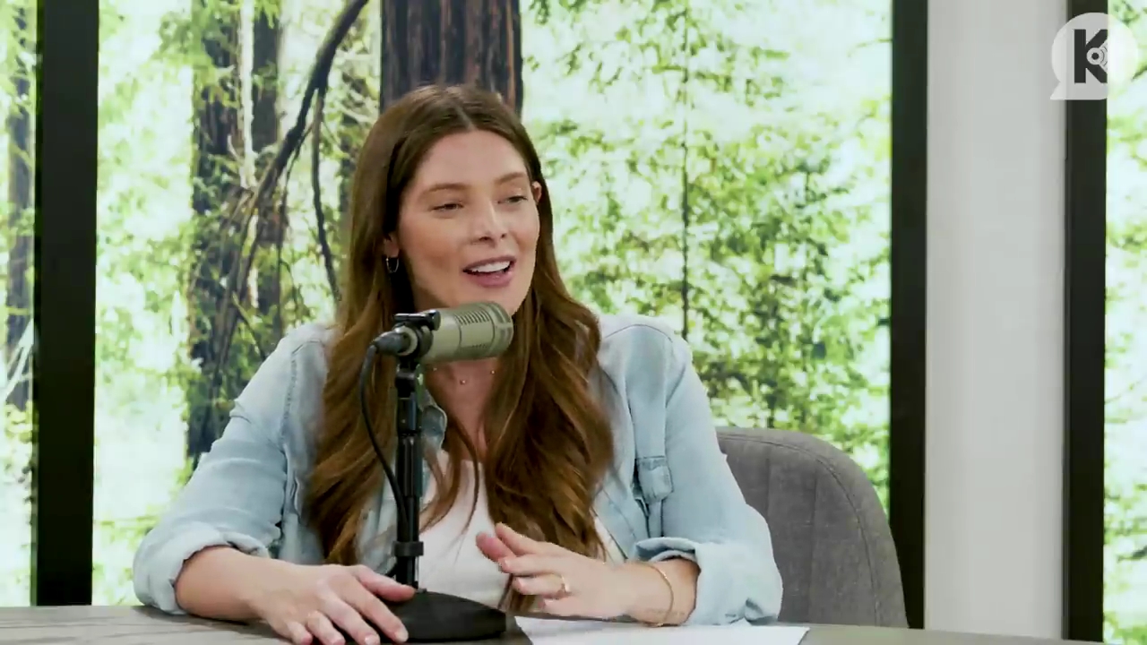 Ashley-Greene-dot-nl_TheTwilightEffect-BreakingDawnPart2-RewatchPart3of3-3010.jpg