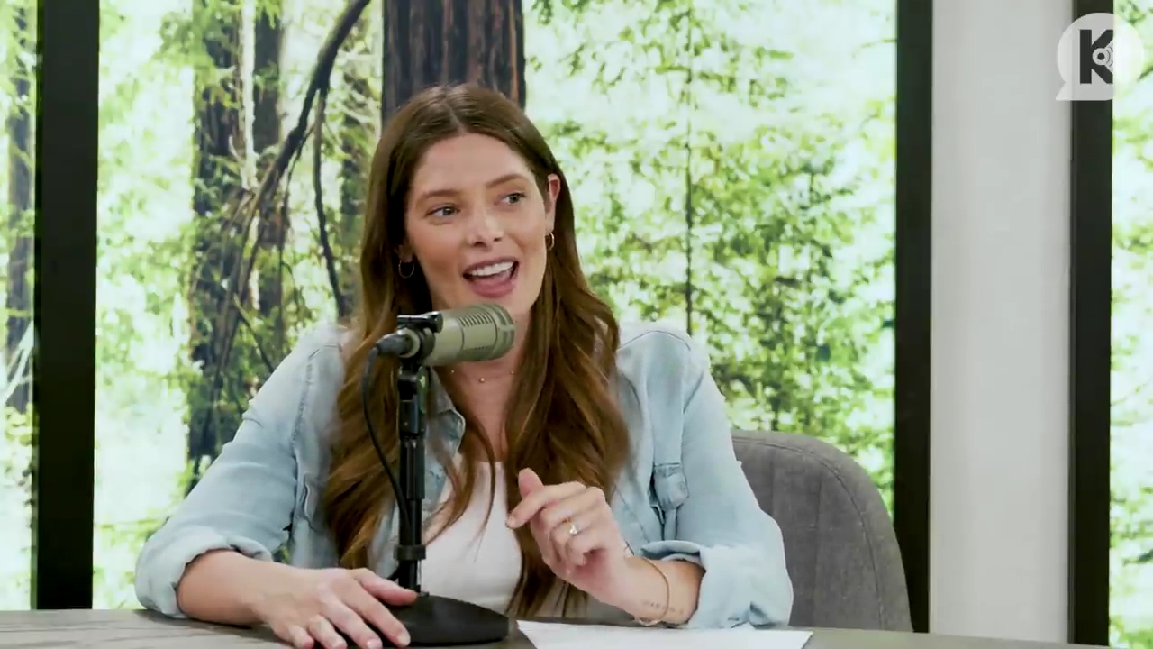 Ashley-Greene-dot-nl_TheTwilightEffect-BreakingDawnPart2-RewatchPart3of3-3013.jpg