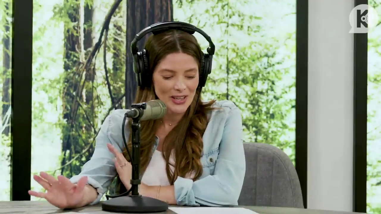 Ashley-Greene-dot-nl_TheTwilightEffect-BreakingDawnPart2-RewatchPart3of3-3032.jpg