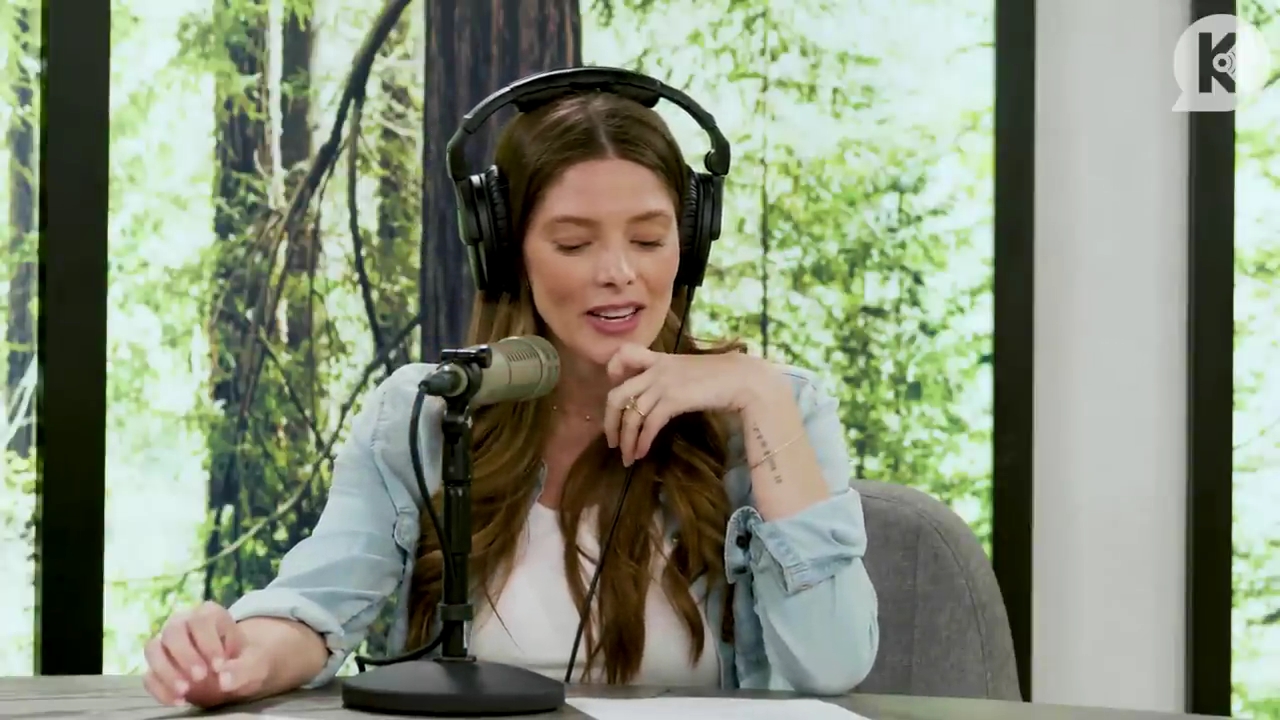 Ashley-Greene-dot-nl_TheTwilightEffect-BreakingDawnPart2-RewatchPart3of3-3043.jpg Ashley-Greene-dot-nl_TheTwilightEffect-BreakingDawnPart2-RewatchPart3of3-3043.jpg