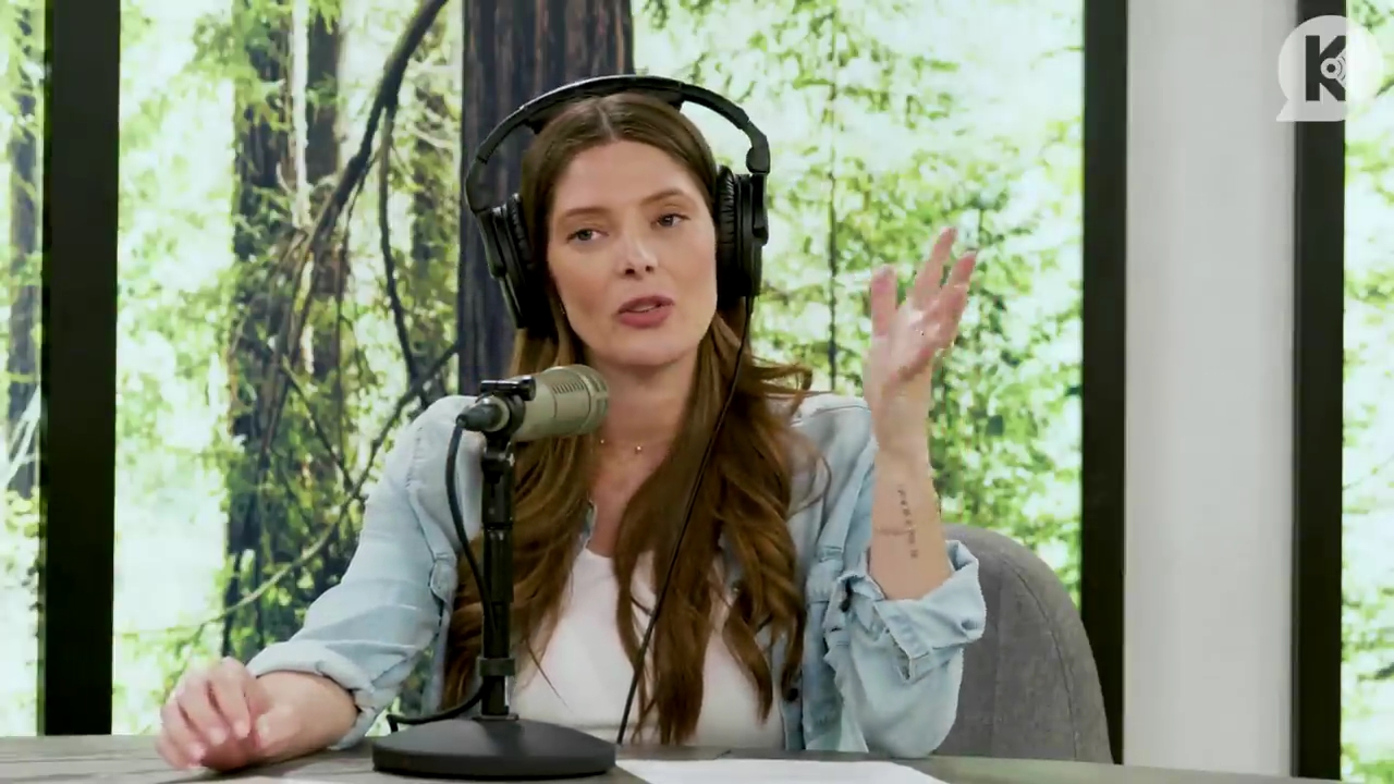 Ashley-Greene-dot-nl_TheTwilightEffect-BreakingDawnPart2-RewatchPart3of3-3044.jpg