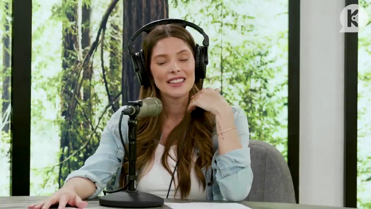 Ashley-Greene-dot-nl_TheTwilightEffect-BreakingDawnPart2-RewatchPart3of3-3094.jpg