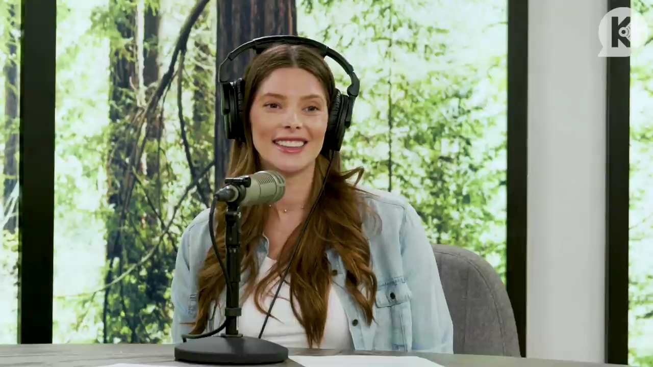 Ashley-Greene-dot-nl_TheTwilightEffect-BreakingDawnPart2-RewatchPart3of3-3193.jpg Ashley-Greene-dot-nl_TheTwilightEffect-BreakingDawnPart2-RewatchPart3of3-3193.jpg