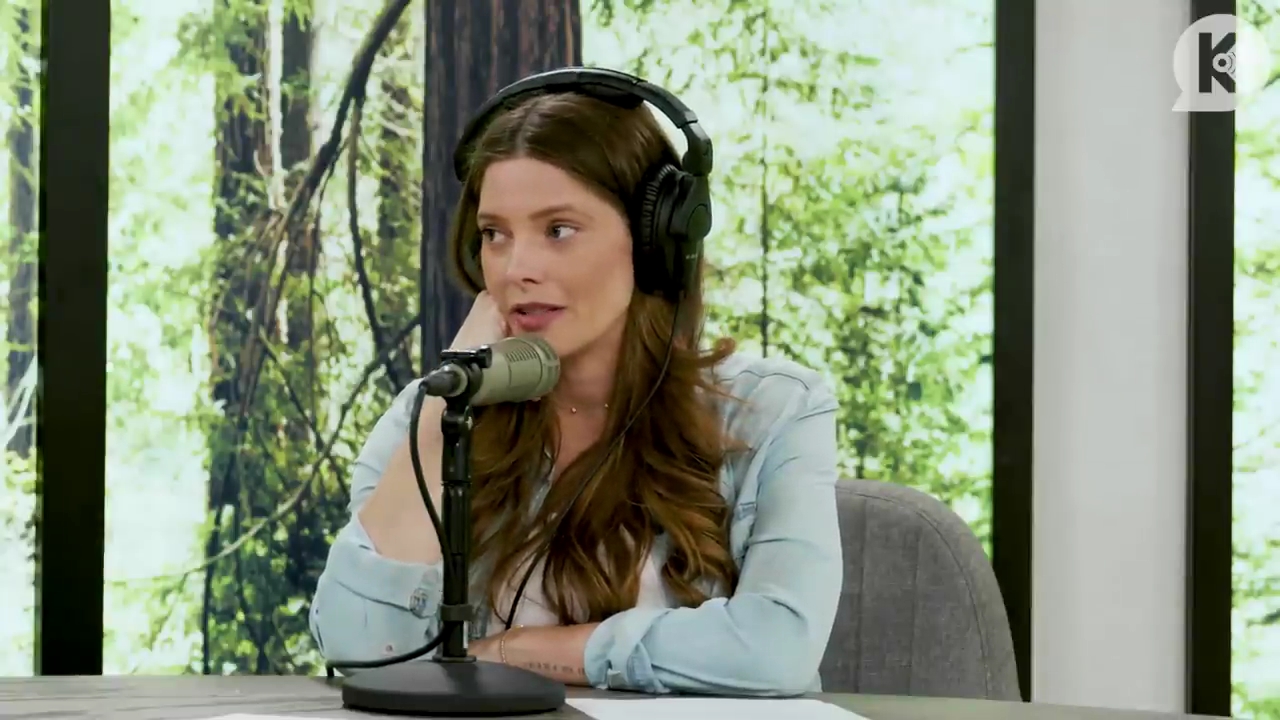 Ashley-Greene-dot-nl_TheTwilightEffect-BreakingDawnPart2-RewatchPart3of3-3493.jpg Ashley-Greene-dot-nl_TheTwilightEffect-BreakingDawnPart2-RewatchPart3of3-3493.jpg