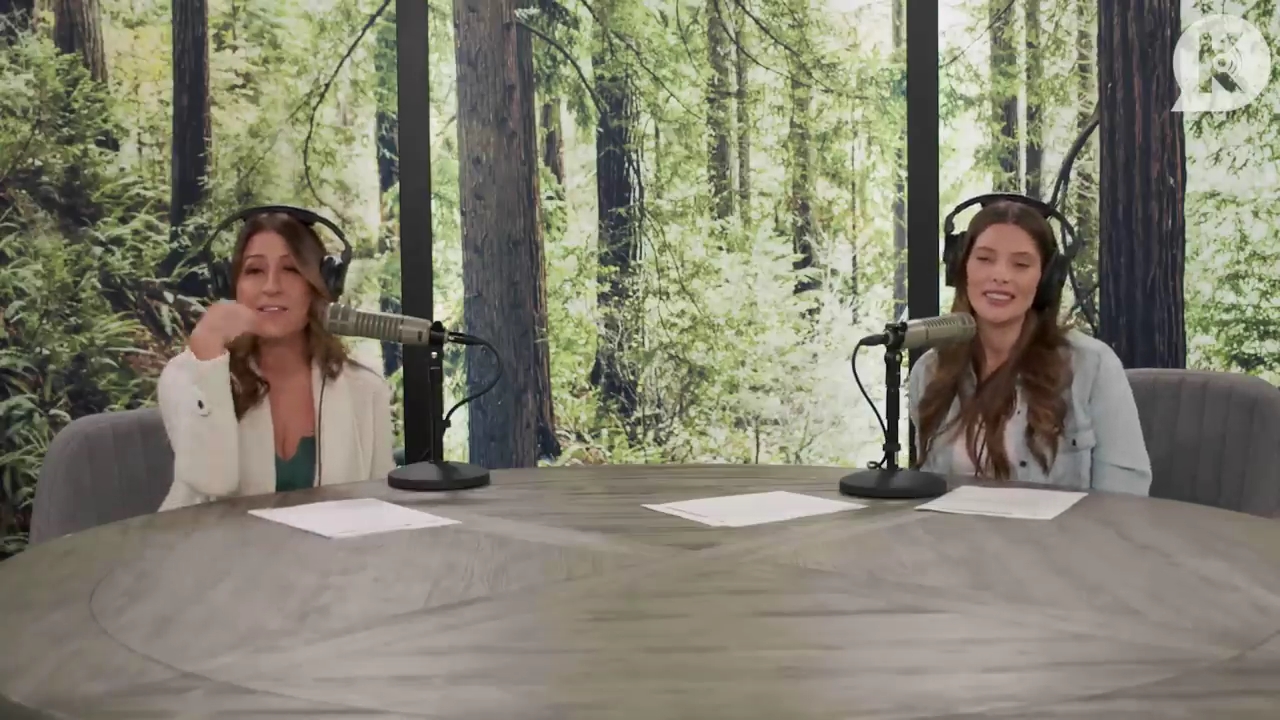 Ashley-Greene-dot-nl_TheTwilightEffect-BreakingDawnPart2-RewatchPart3of3-3733.jpg
