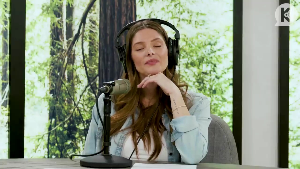 Ashley-Greene-dot-nl_TheTwilightEffect-BreakingDawnPart2-RewatchPart3of3-3842.jpg Ashley-Greene-dot-nl_TheTwilightEffect-BreakingDawnPart2-RewatchPart3of3-3842.jpg