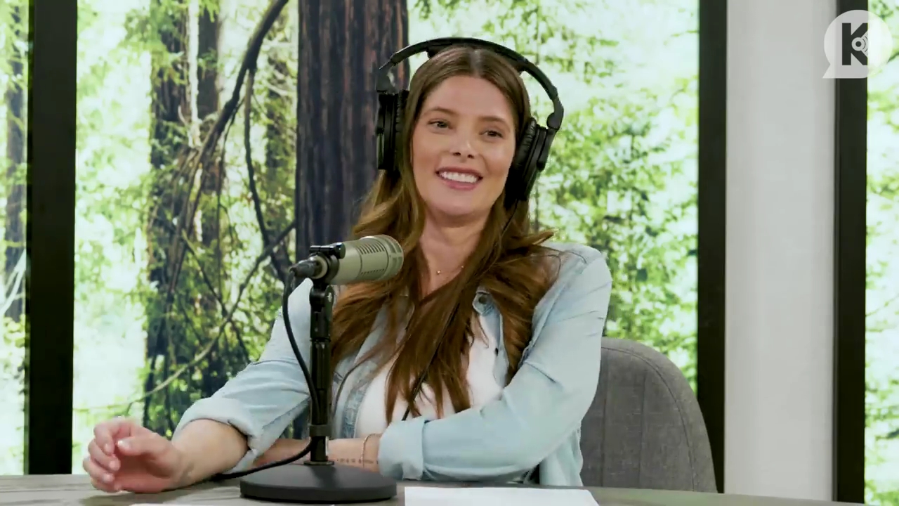 Ashley-Greene-dot-nl_TheTwilightEffect-BreakingDawnPart2-RewatchPart3of3-4002.jpg Ashley-Greene-dot-nl_TheTwilightEffect-BreakingDawnPart2-RewatchPart3of3-4002.jpg