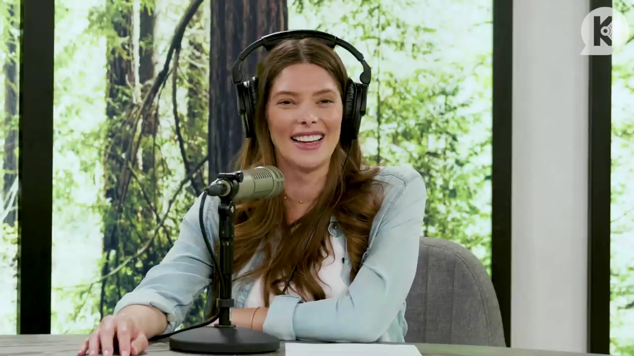 Ashley-Greene-dot-nl_TheTwilightEffect-BreakingDawnPart2-RewatchPart3of3-4006.jpg Ashley-Greene-dot-nl_TheTwilightEffect-BreakingDawnPart2-RewatchPart3of3-4006.jpg