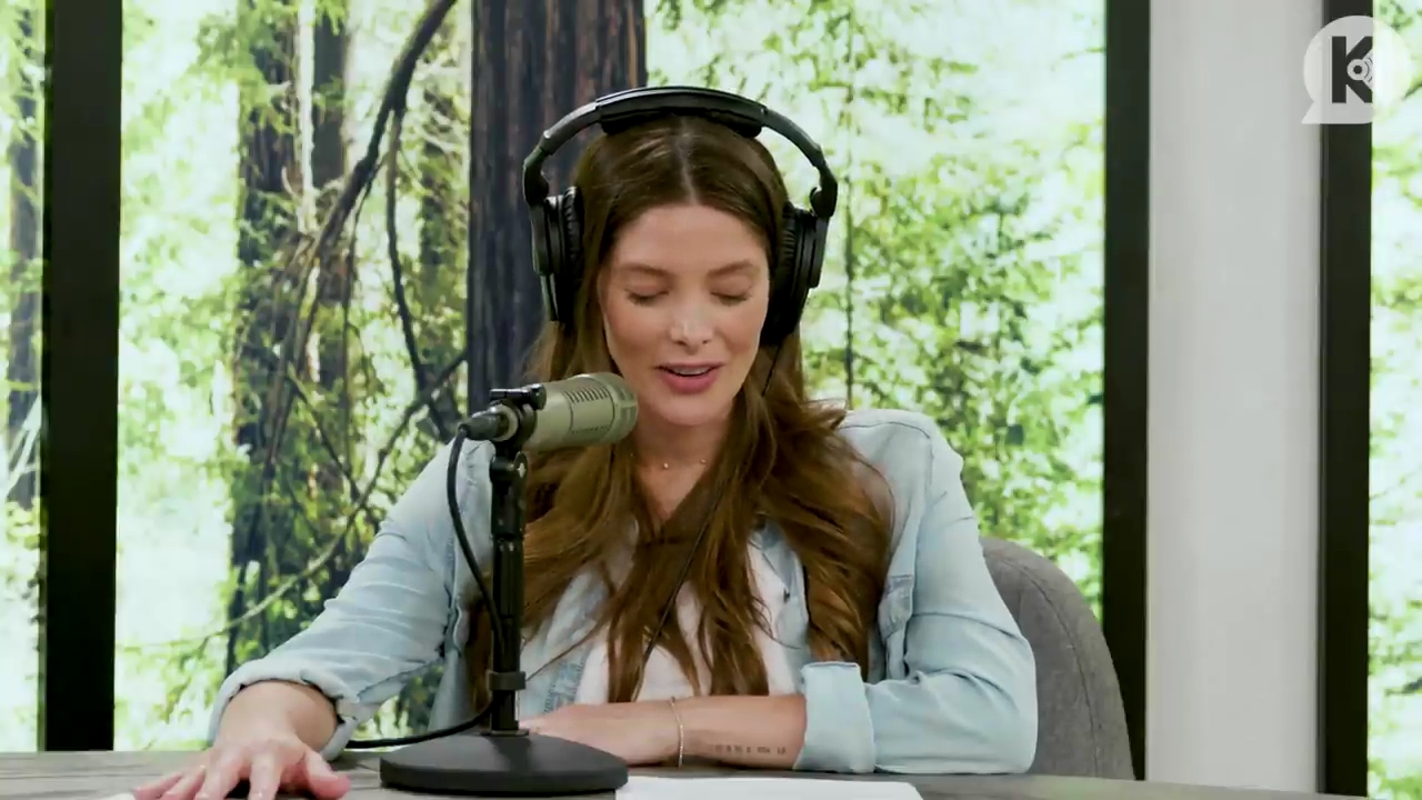 Ashley-Greene-dot-nl_TheTwilightEffect-BreakingDawnPart2-RewatchPart3of3-4218.jpg Ashley-Greene-dot-nl_TheTwilightEffect-BreakingDawnPart2-RewatchPart3of3-4218.jpg