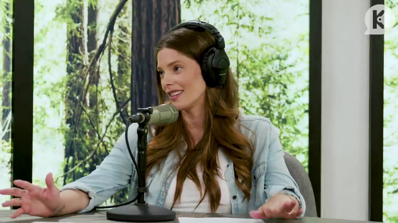 Ashley-Greene-dot-nl_TheTwilightEffect-BreakingDawnPart2-RewatchPart3of3-4226.jpg Ashley-Greene-dot-nl_TheTwilightEffect-BreakingDawnPart2-RewatchPart3of3-4226.jpg