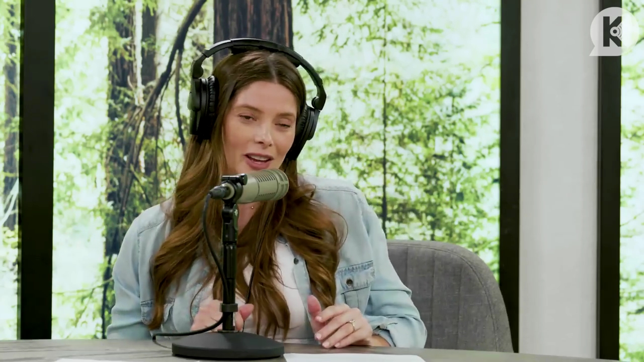 Ashley-Greene-dot-nl_TheTwilightEffect-BreakingDawnPart2-RewatchPart3of3-4244.jpg Ashley-Greene-dot-nl_TheTwilightEffect-BreakingDawnPart2-RewatchPart3of3-4244.jpg