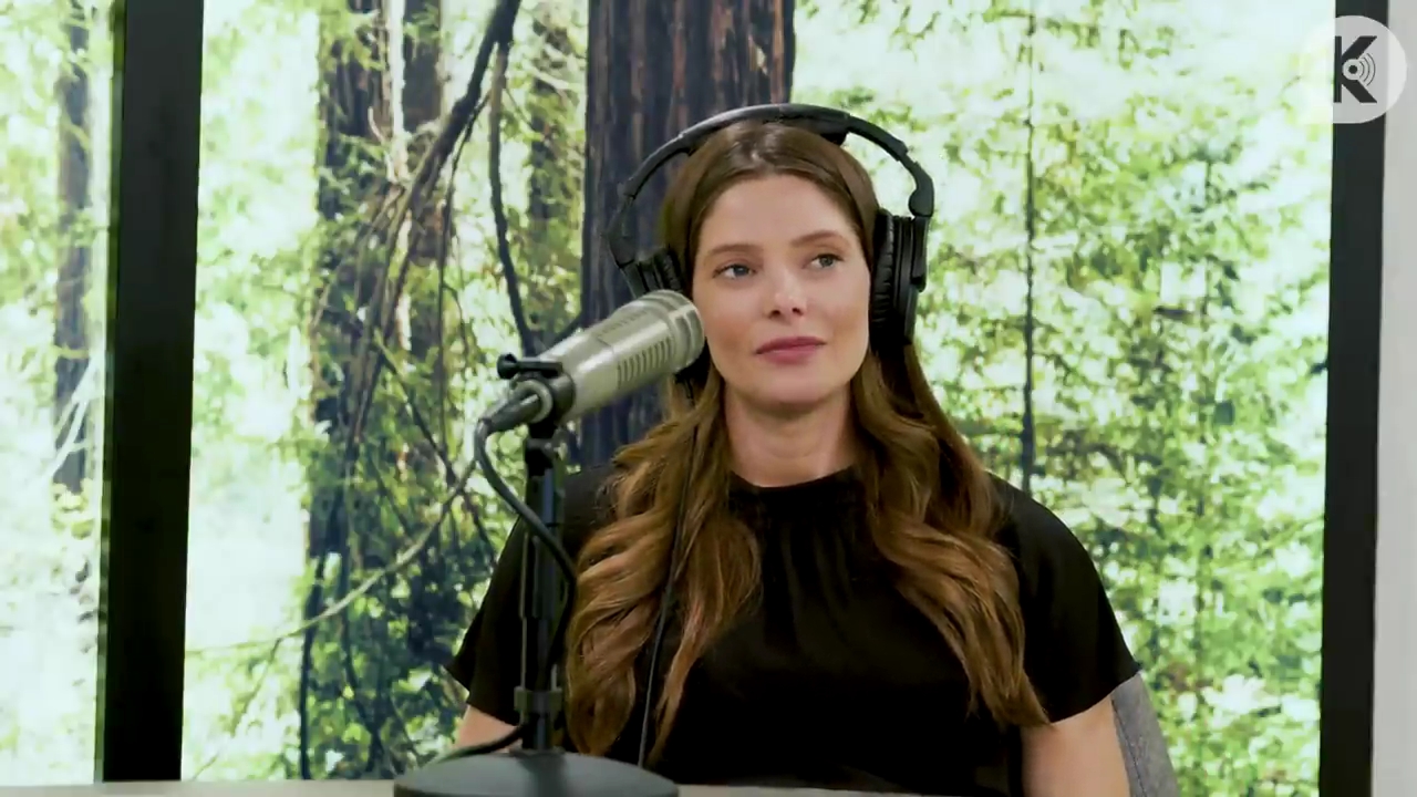 Ashley-Greene-dot-nl_TheTwilightEffect-BreakingDawnPart2-RewatchPart3of3-4730.jpg Ashley-Greene-dot-nl_TheTwilightEffect-BreakingDawnPart2-RewatchPart3of3-4730.jpg