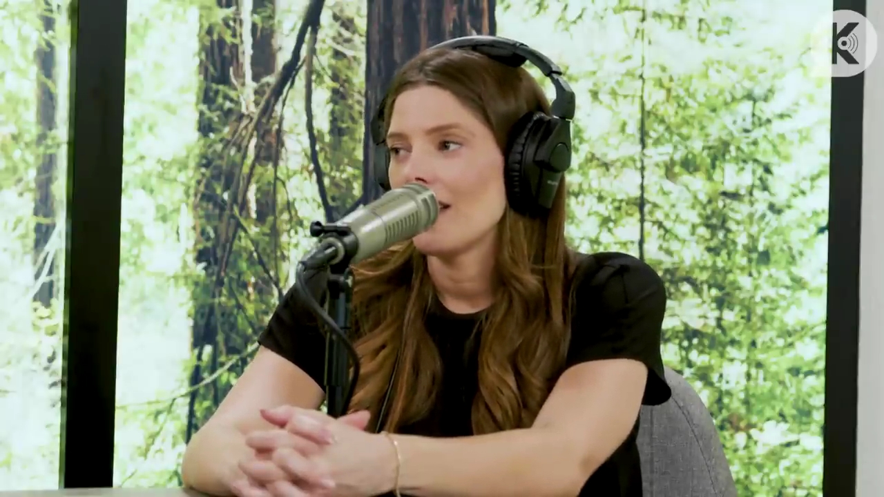 Ashley-Greene-dot-nl_TheTwilightEffect-BreakingDawnPart2-RewatchPart3of3-4906.jpg Ashley-Greene-dot-nl_TheTwilightEffect-BreakingDawnPart2-RewatchPart3of3-4906.jpg