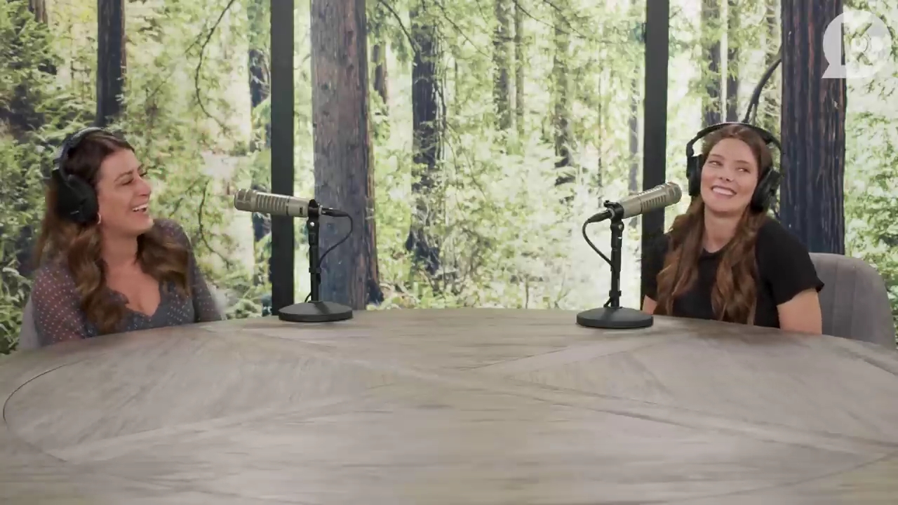 Ashley-Greene-dot-nl_TheTwilightEffect-BreakingDawnPart2-RewatchPart3of3-5076.jpg