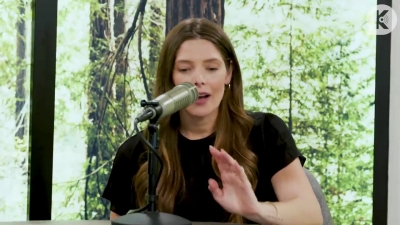 Ashley-Greene-dot-nl_TheTwilightEffect-BreakingDawnPart2-RewatchPart3of3-0393.jpg