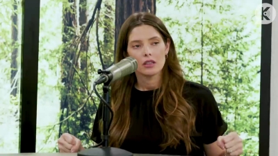 Ashley-Greene-dot-nl_TheTwilightEffect-BreakingDawnPart2-RewatchPart3of3-1265.jpg