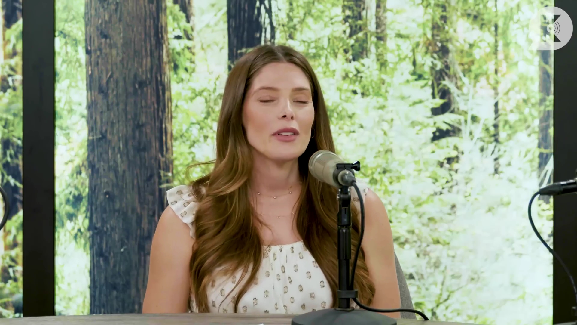 Ashley-Greene-dot-nl_TheTwilightEffect-MackenzieFoy0383.jpg Ashley-Greene-dot-nl_TheTwilightEffect-MackenzieFoy0383.jpg