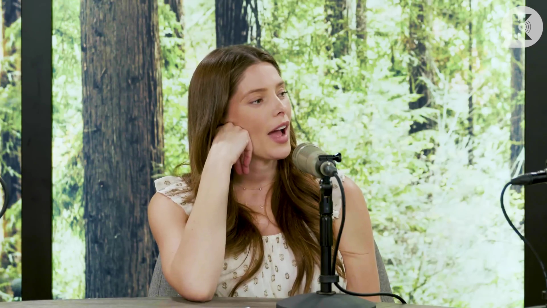 Ashley-Greene-dot-nl_TheTwilightEffect-MackenzieFoy0506.jpg Ashley-Greene-dot-nl_TheTwilightEffect-MackenzieFoy0506.jpg