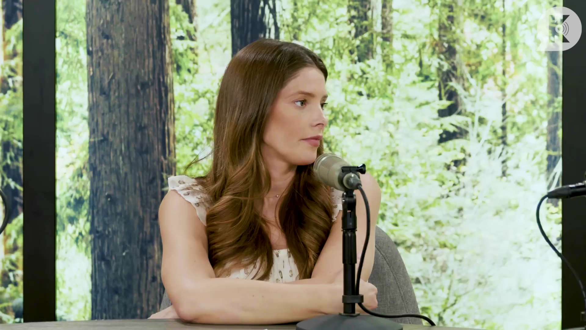 Ashley-Greene-dot-nl_TheTwilightEffect-MackenzieFoy0524.jpg Ashley-Greene-dot-nl_TheTwilightEffect-MackenzieFoy0524.jpg