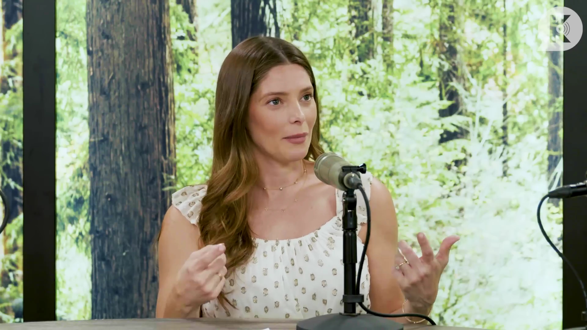 Ashley-Greene-dot-nl_TheTwilightEffect-MackenzieFoy0763.jpg Ashley-Greene-dot-nl_TheTwilightEffect-MackenzieFoy0763.jpg