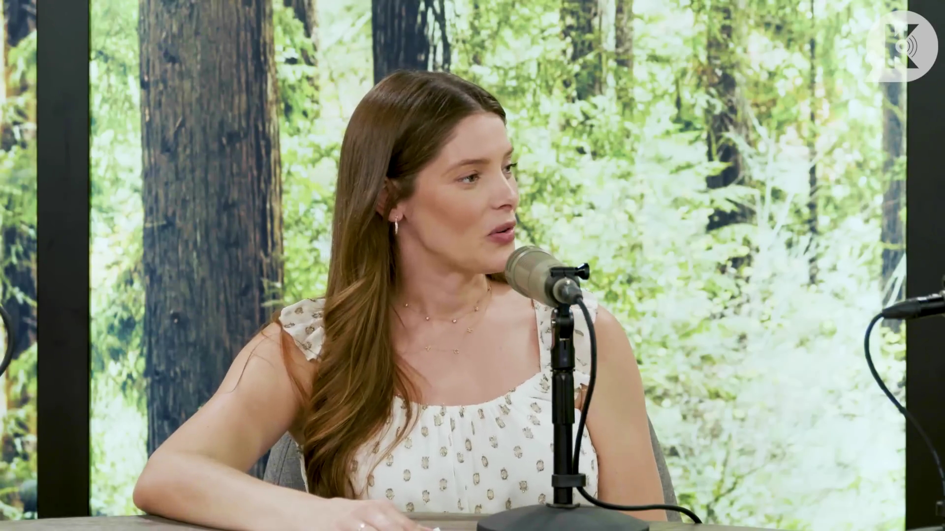 Ashley-Greene-dot-nl_TheTwilightEffect-MackenzieFoy1272.jpg Ashley-Greene-dot-nl_TheTwilightEffect-MackenzieFoy1272.jpg