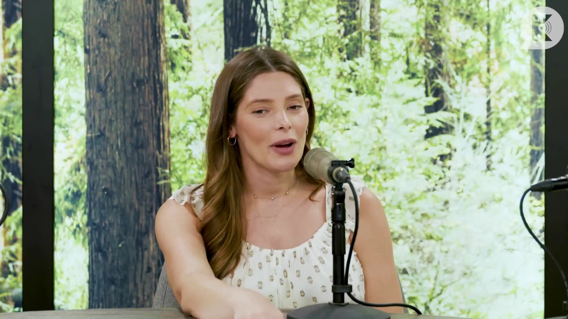 Ashley-Greene-dot-nl_TheTwilightEffect-MackenzieFoy1514.jpg Ashley-Greene-dot-nl_TheTwilightEffect-MackenzieFoy1514.jpg