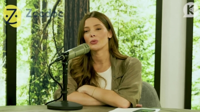 Ashley-Greene-dot-nl_TheTwilightEffect-MackenzieFoy0955.jpg