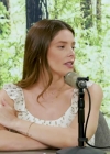 Ashley-Greene-dot-nl_TheTwilightEffect-MackenzieFoy1176.jpg
