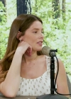 Ashley-Greene-dot-nl_TheTwilightEffect-MackenzieFoy1225.jpg